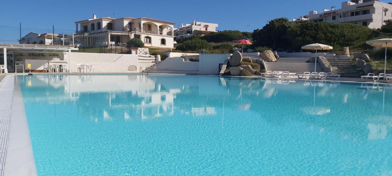 Residence Baia Santa Reparata Santa Teresa Gallura Exterior foto